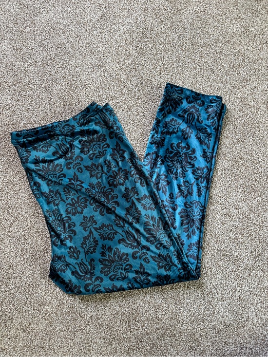 Chico's Pants - *NEW* Chico’s Zenergy Velour Teal Leggings Pant - Size: 20/22